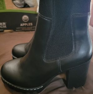 H & M Divided Boots Womens 8.5 Ankle Heels Pull On Black Leather